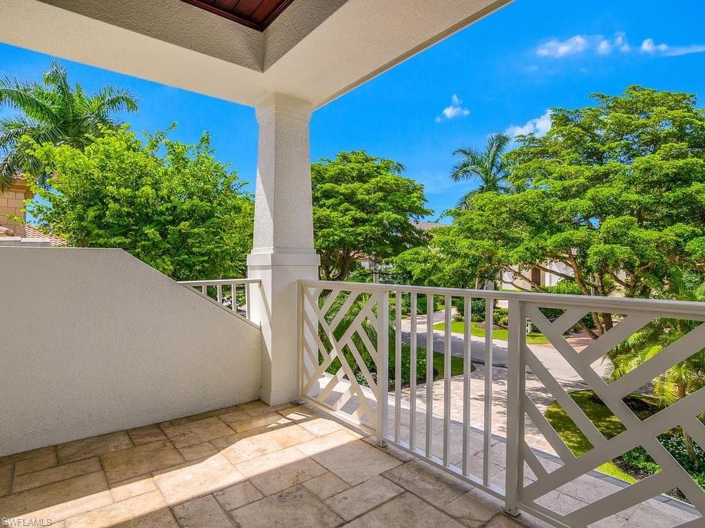 580 15th AVE S-34