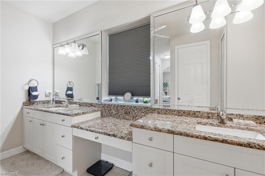 4507 Lake Heather CIR-21