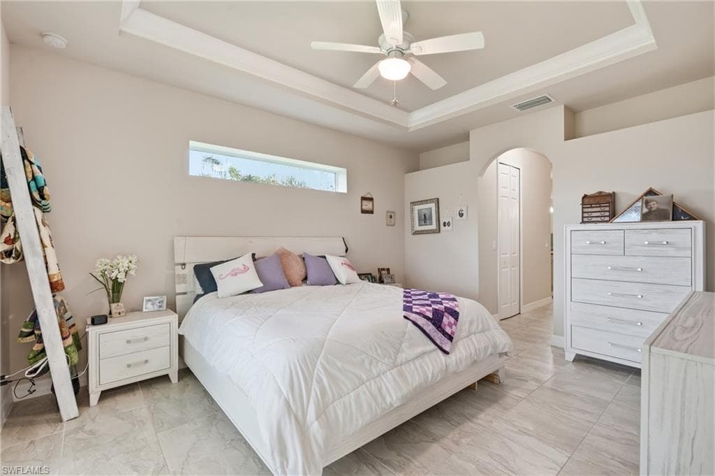 4507 Lake Heather CIR-18