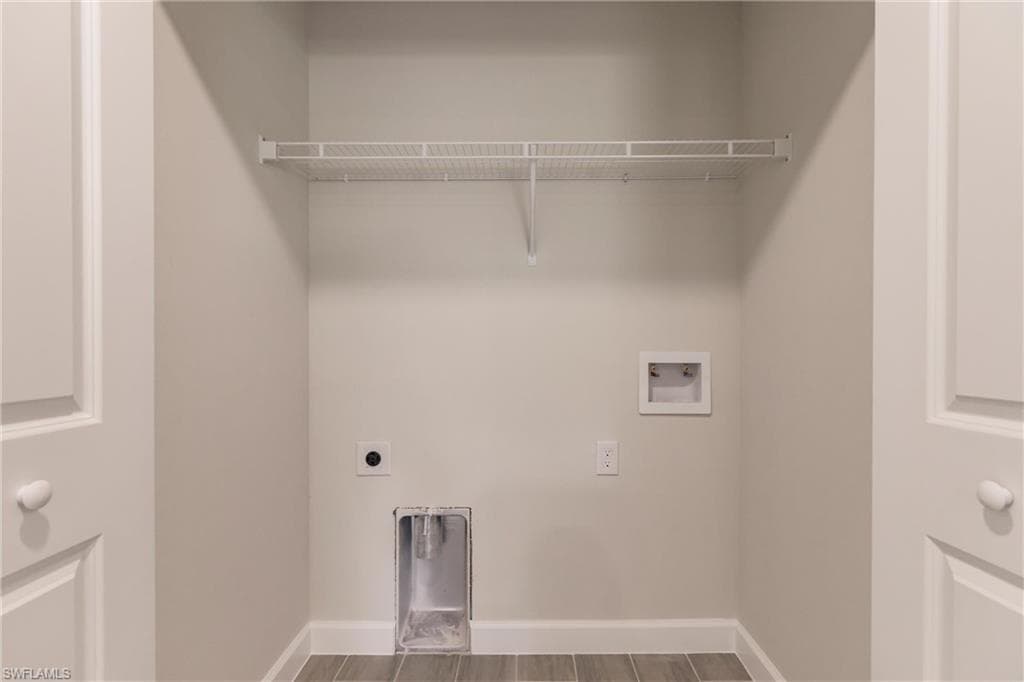 3844/3846 Kittyhawk DR-17