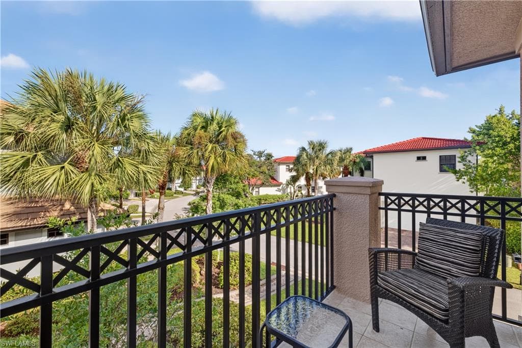 1379 Artesia DR E 601-22