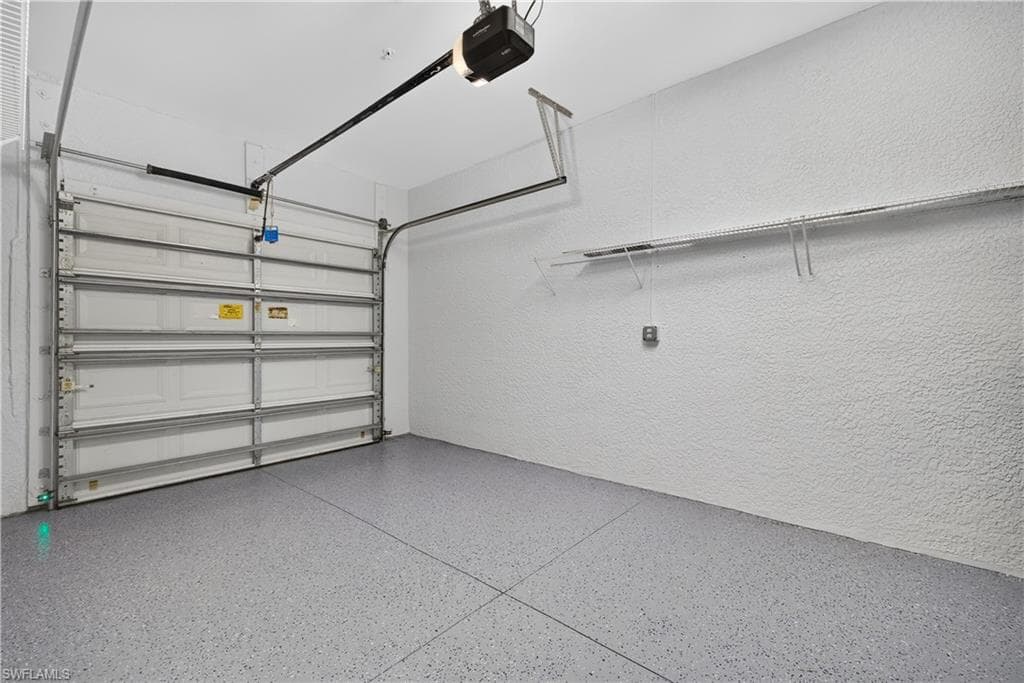 1379 Artesia DR E 601-20