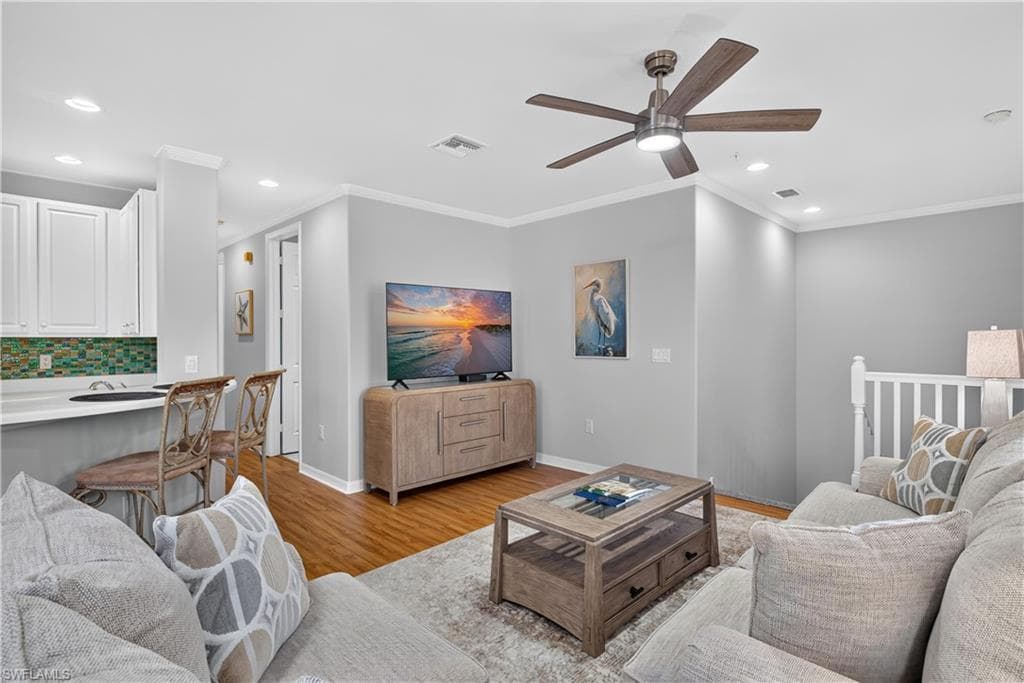1379 Artesia DR E 601-4