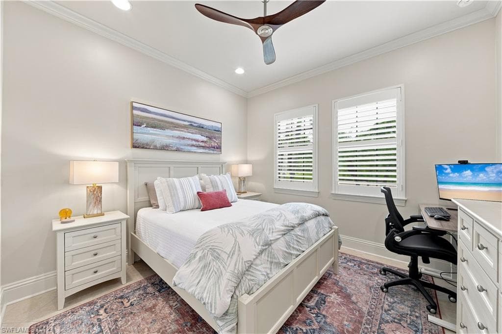 8888 Savona CT-16