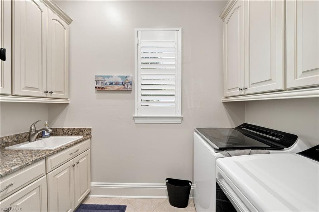 8888 Savona CT-19