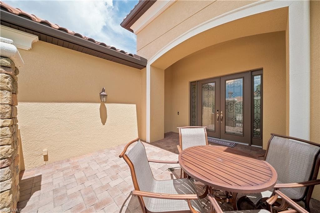 8888 Savona CT-21