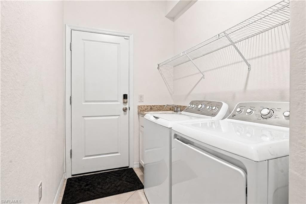 3313 Antilla CT-32
