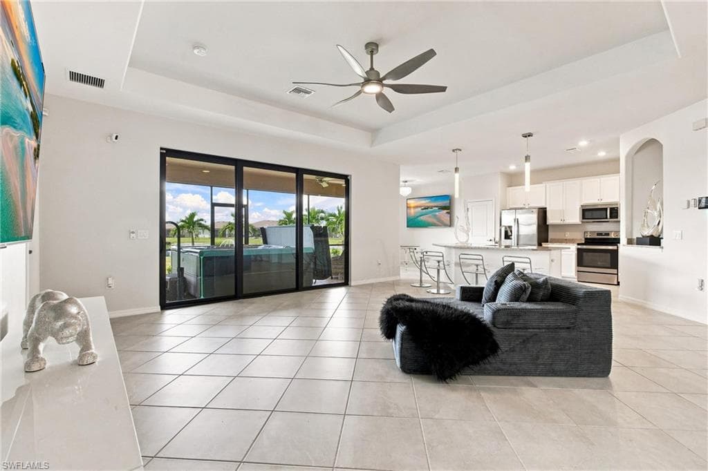 3313 Antilla CT-10