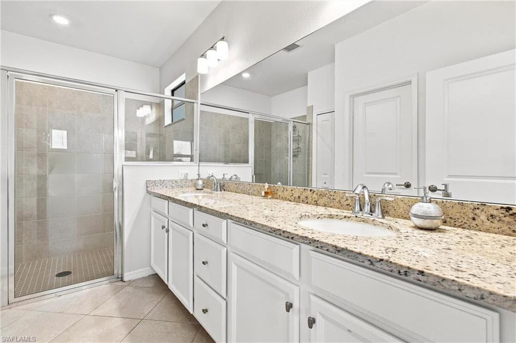 3313 Antilla CT-21