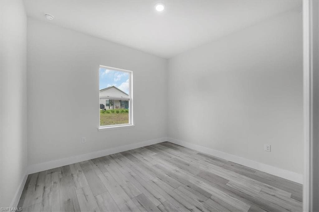 4663 Ponce De Leon BLVD-23