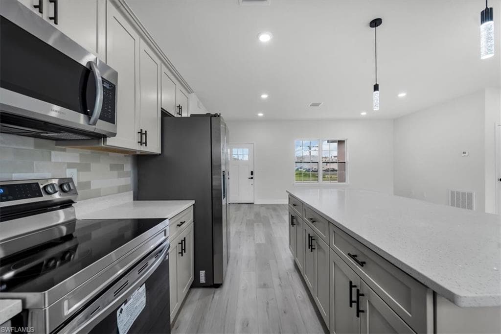 4663 Ponce De Leon BLVD-7