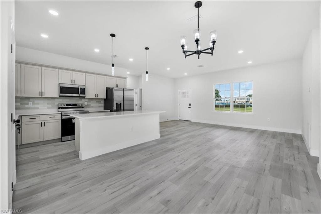 4663 Ponce De Leon BLVD-8