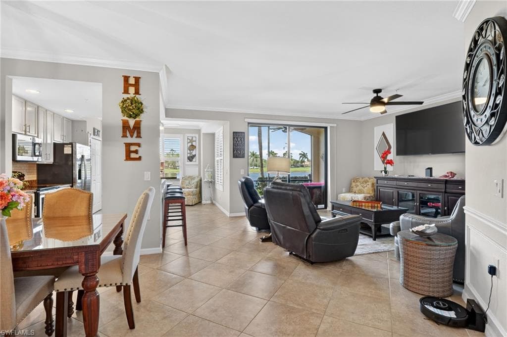 9513 Avellino WAY 2014-12