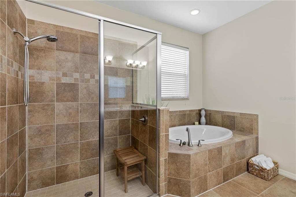 12841 Seaside Key CT-16