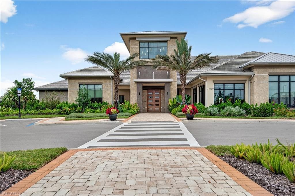 15638 Triesta LN-37