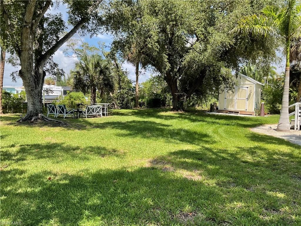 3300 6th AVE-13