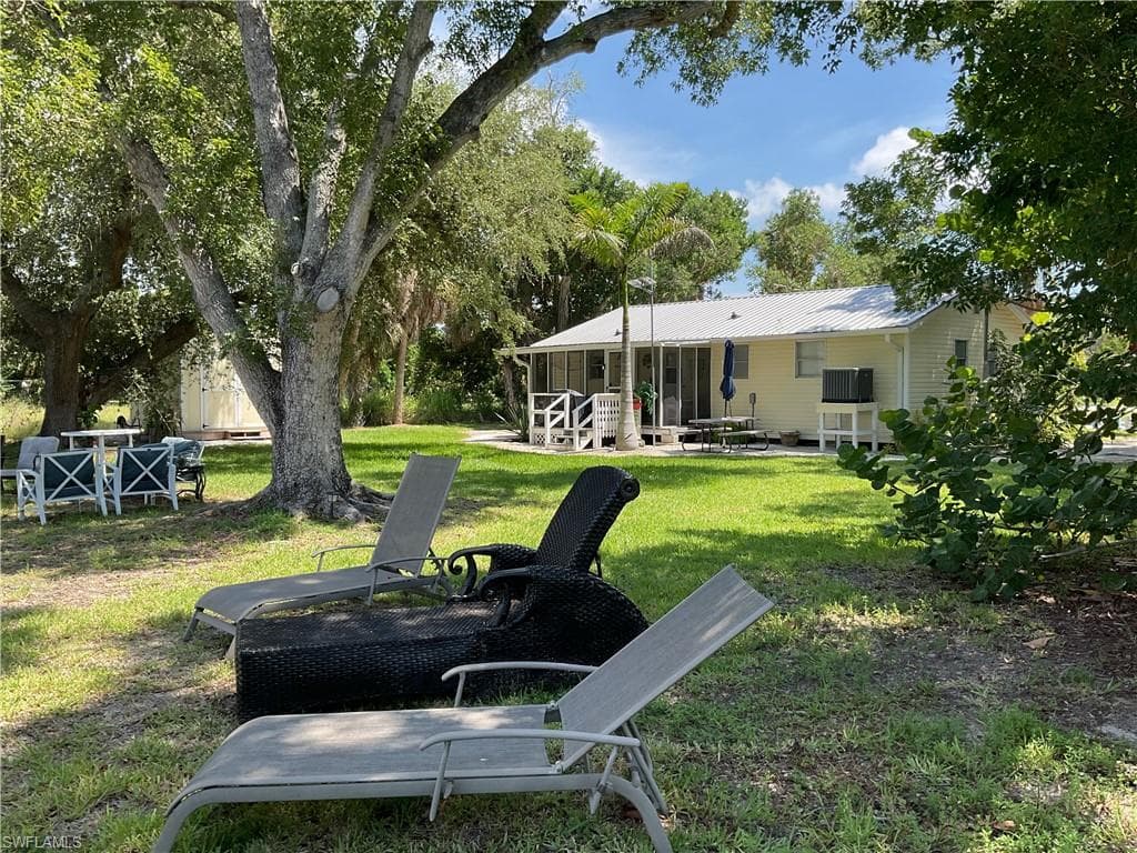 3300 6th AVE-10