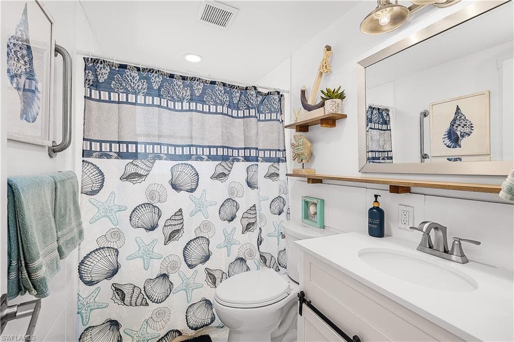 3300 6th AVE-35
