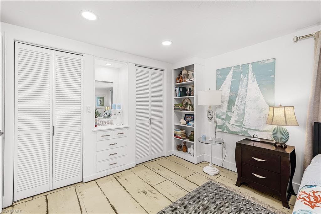 3300 6th AVE-31