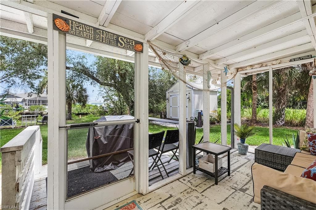 3300 6th AVE-39
