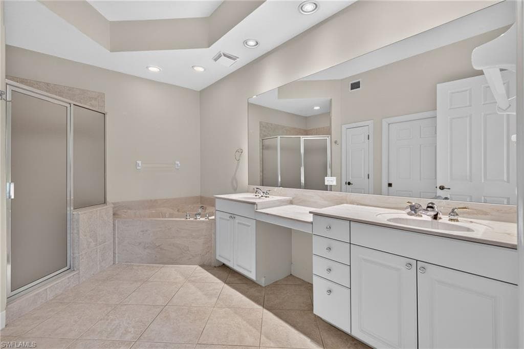 23751 Merano CT 102-17