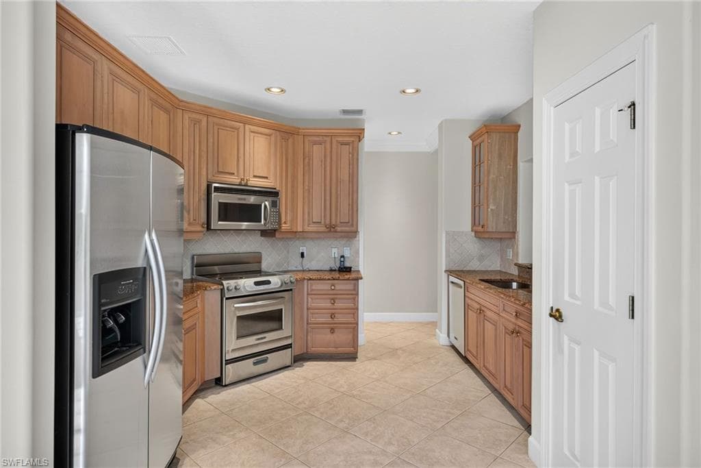 23751 Merano CT 102-11