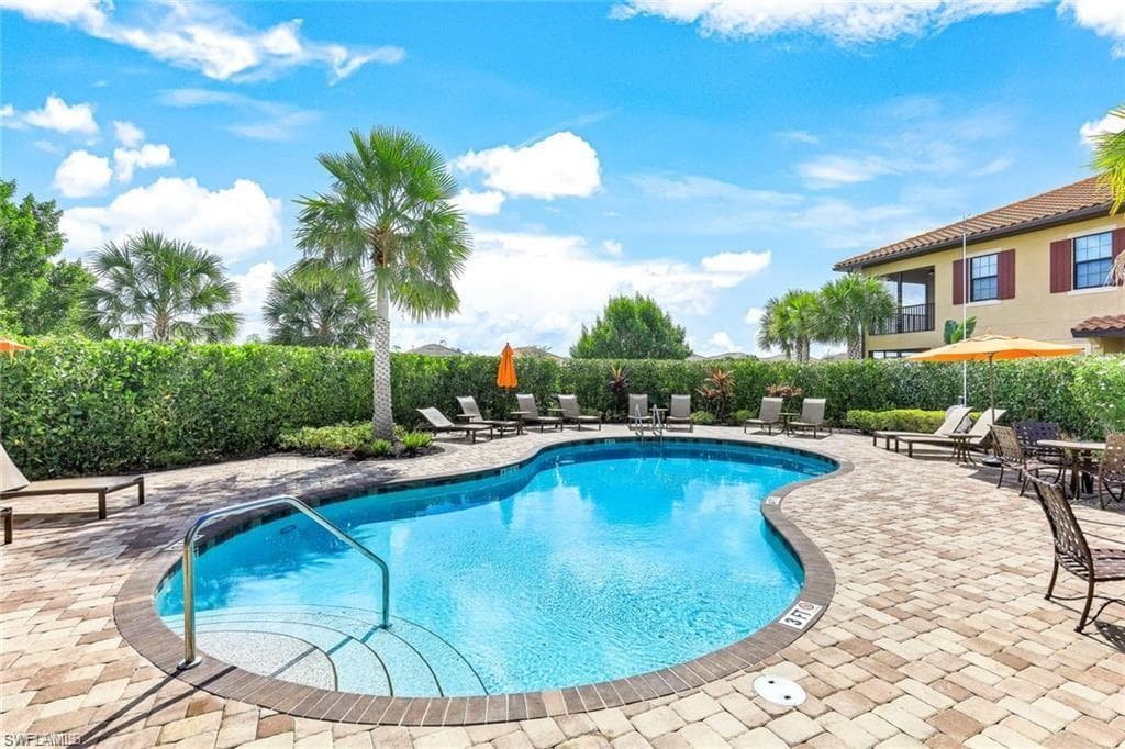 8760 Bellano CT 104-33