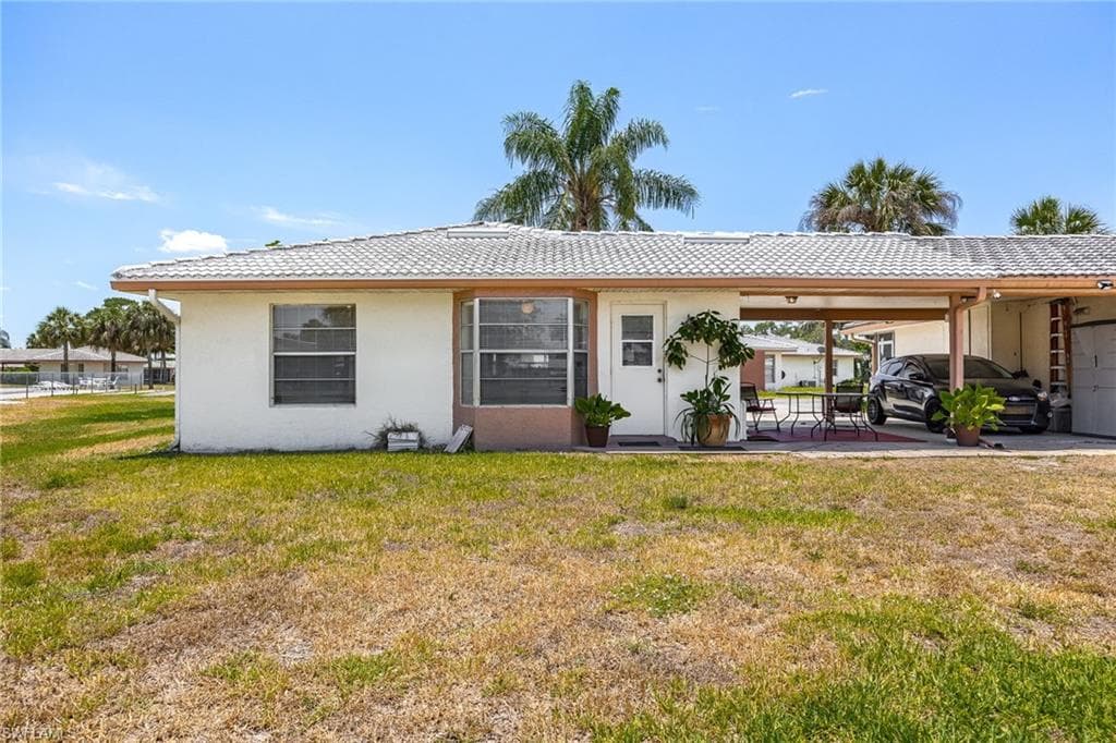 220 Oakmont PKWY-28