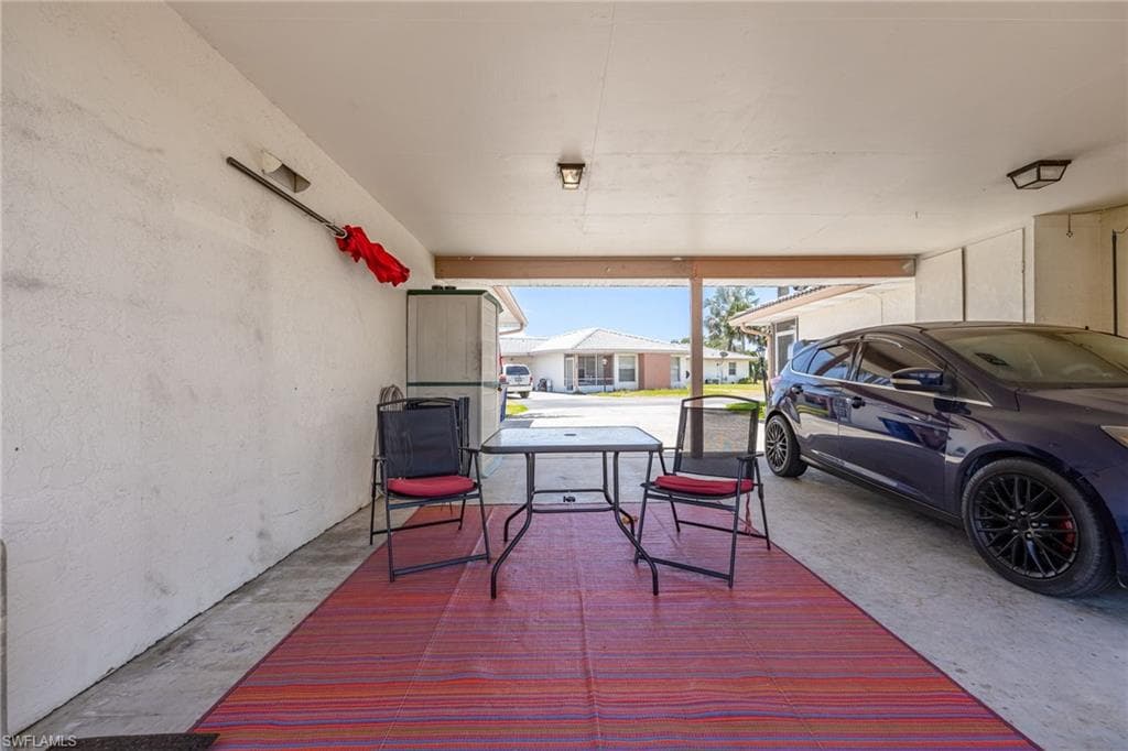 220 Oakmont PKWY-25