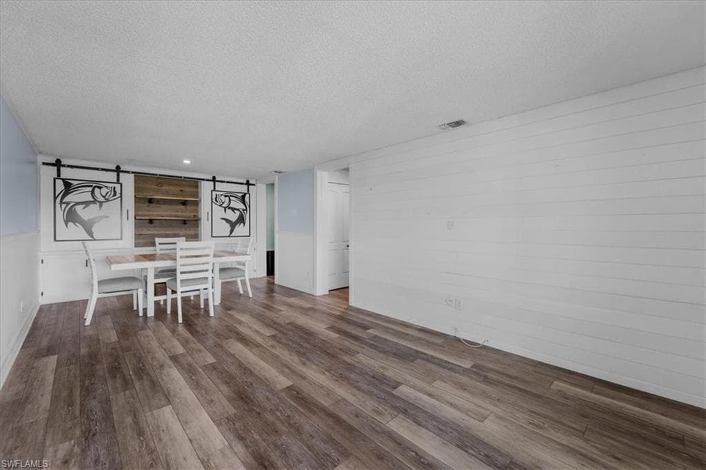 202 Broadway ST E G-411-10