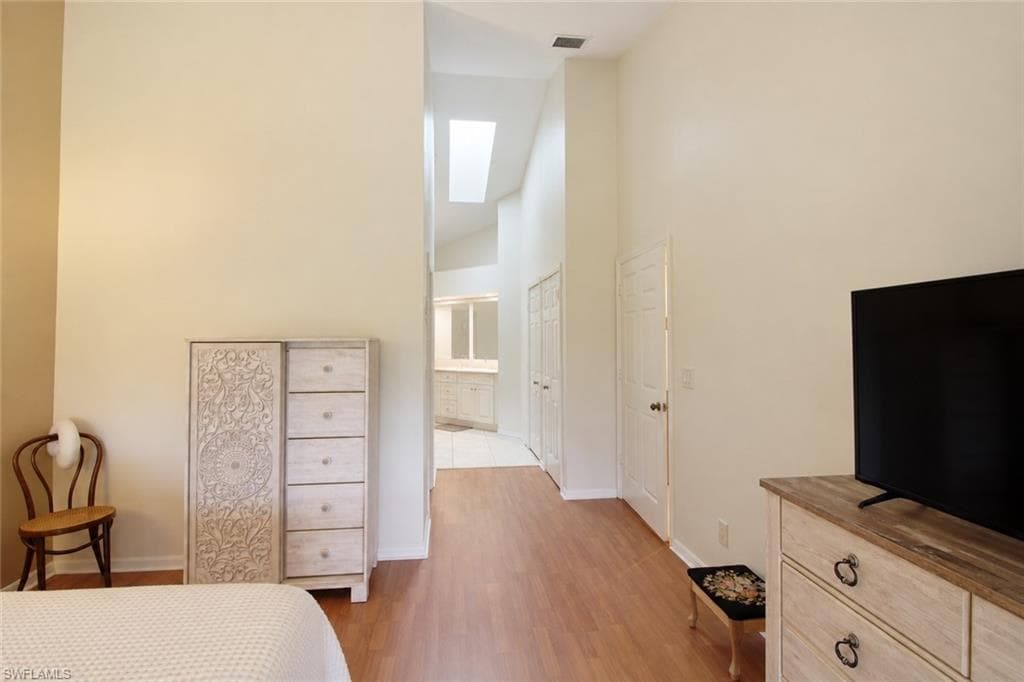 13010 Parktree CT 7L-9