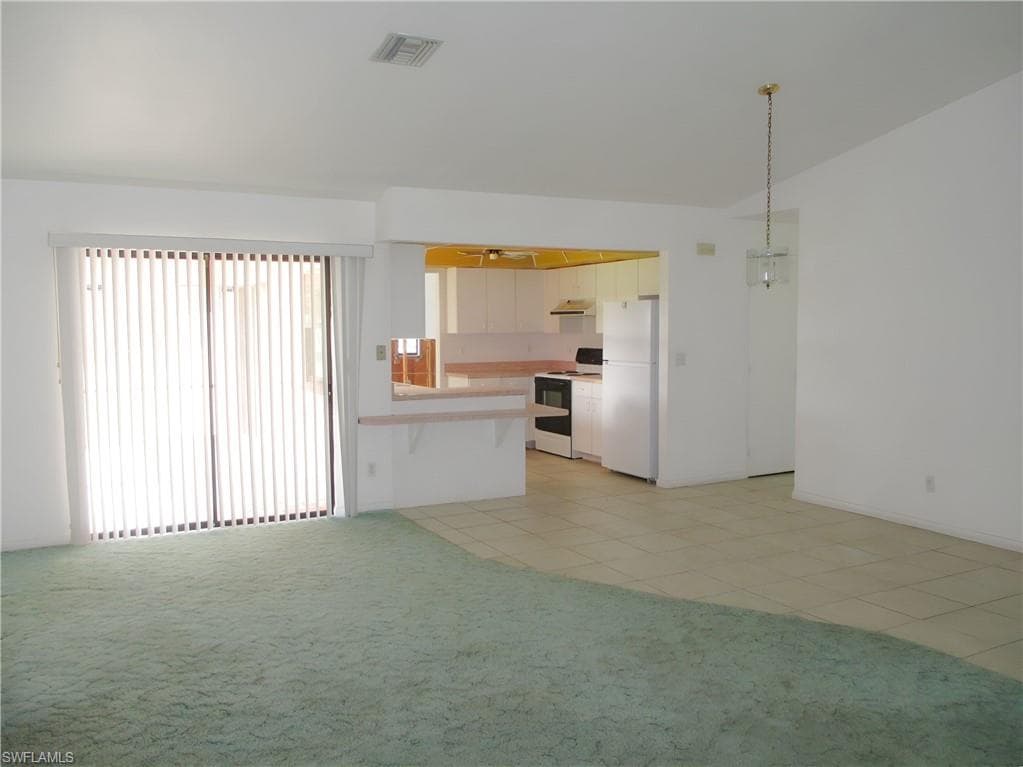 1825 Fountain ST-13