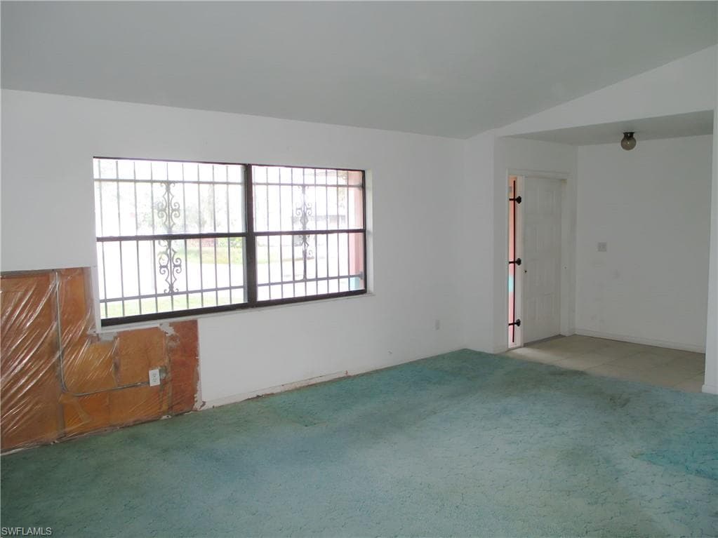 1825 Fountain ST-7