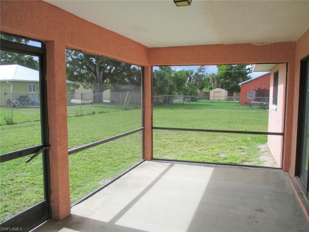 1825 Fountain ST-5