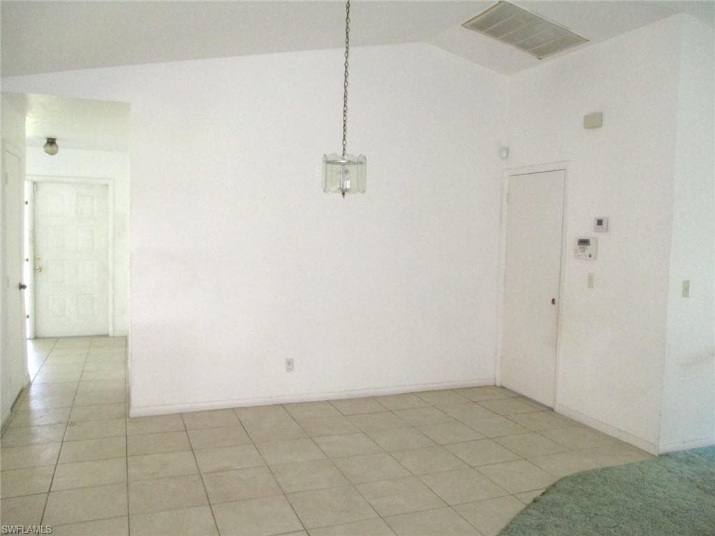 1825 Fountain ST-11