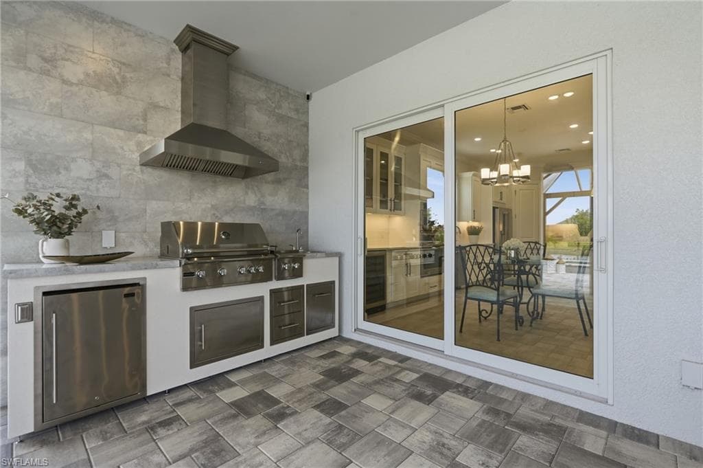 15649 Triesta LN-32