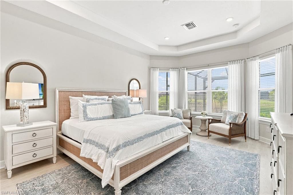 15649 Triesta LN-20