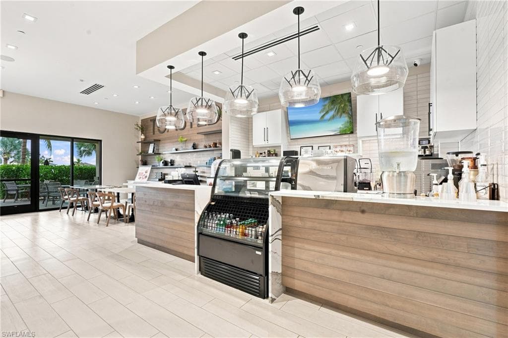15649 Triesta LN-44