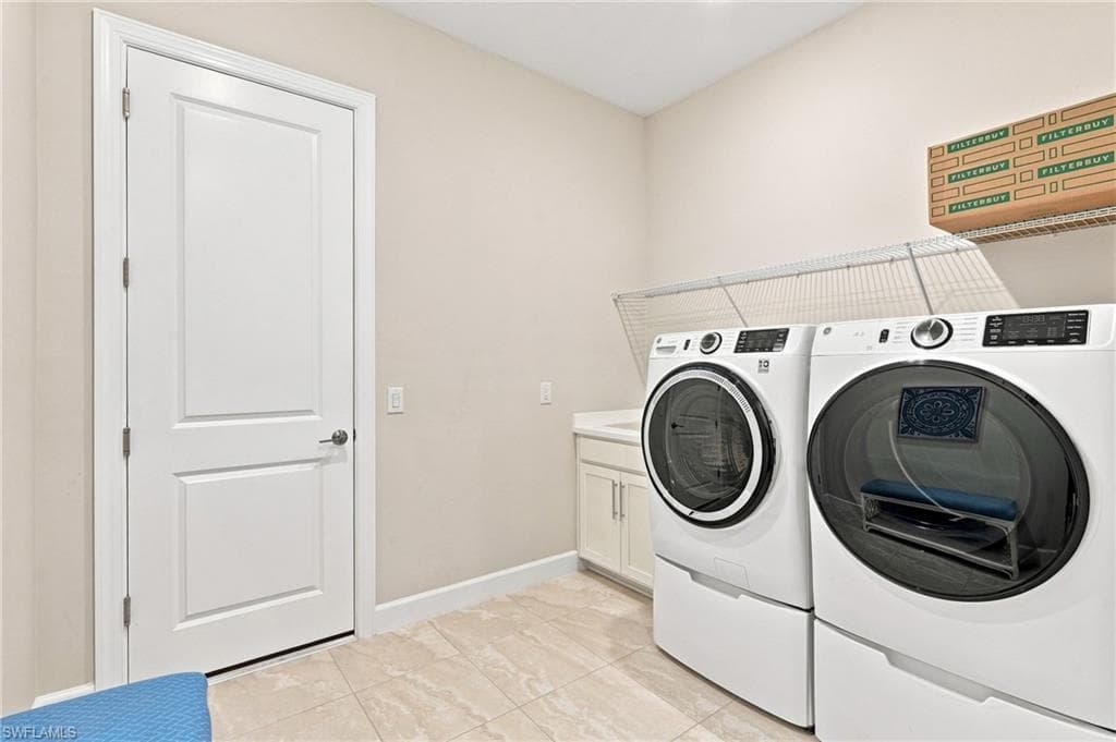 15649 Triesta LN-29