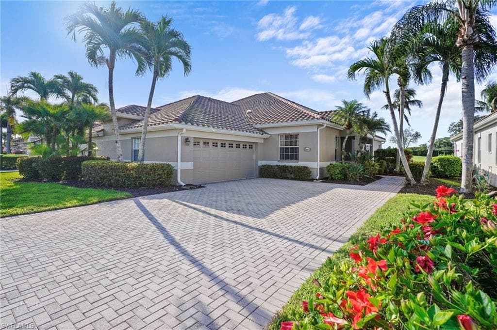 8468 Brittania DR-2