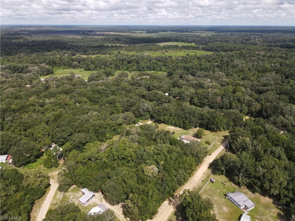 104 104 Gunner Ave AVE-35