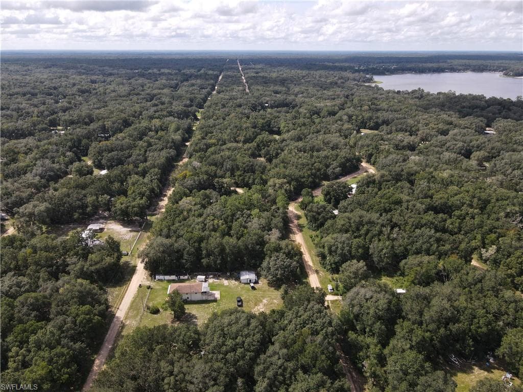 104 104 Gunner Ave AVE-39