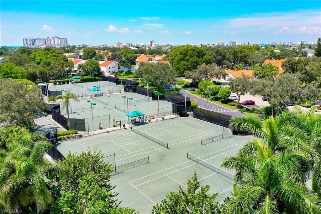 592 Beachwalk CIR 105-42