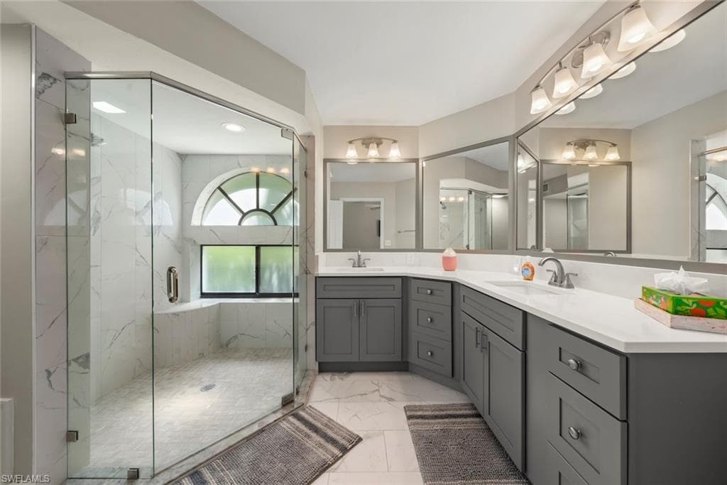 592 Beachwalk CIR 105-17