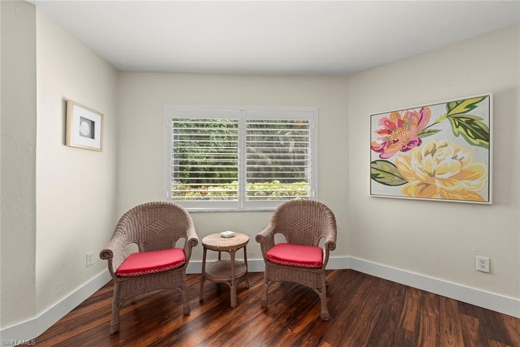 592 Beachwalk CIR 105-16
