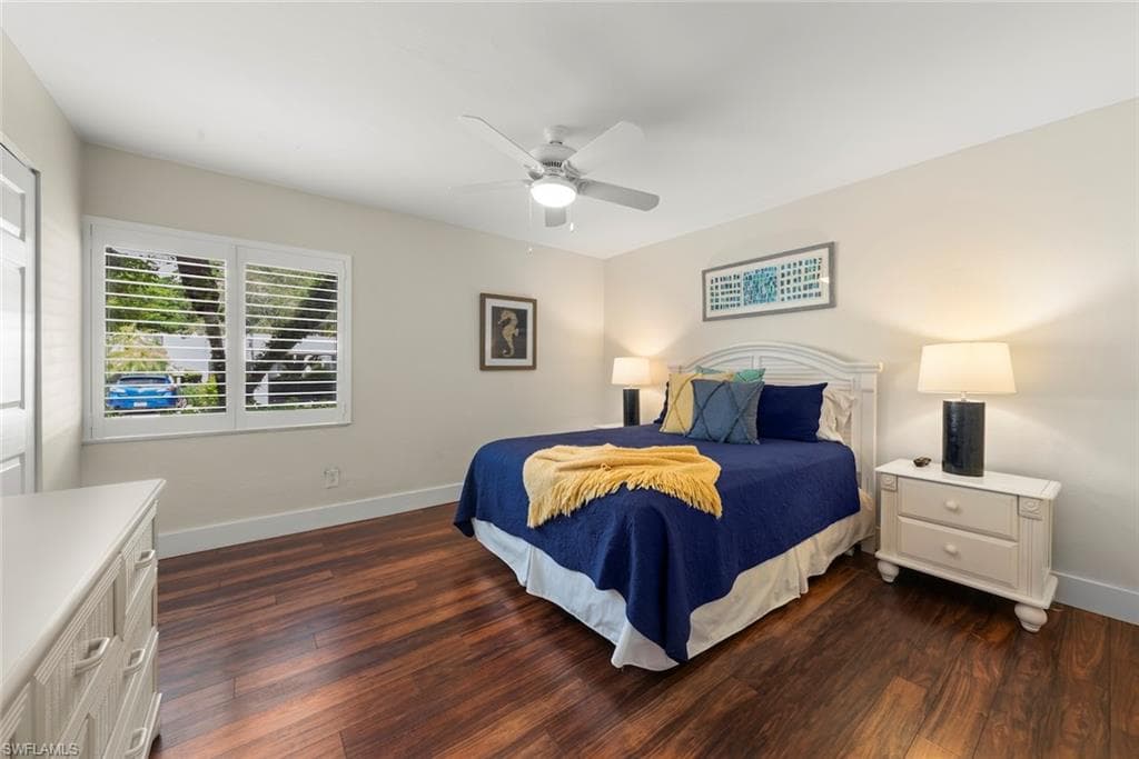 592 Beachwalk CIR 105-20