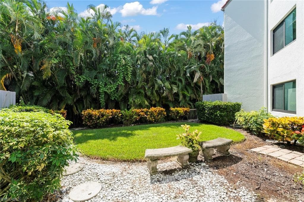 592 Beachwalk CIR 105-30
