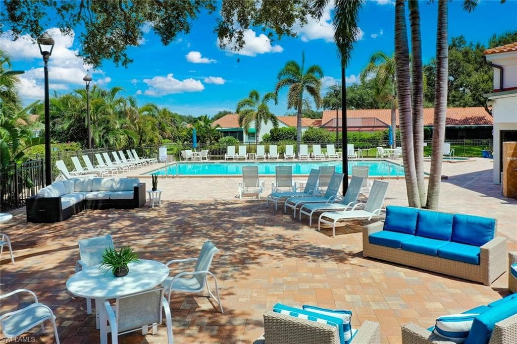 592 Beachwalk CIR 105-38
