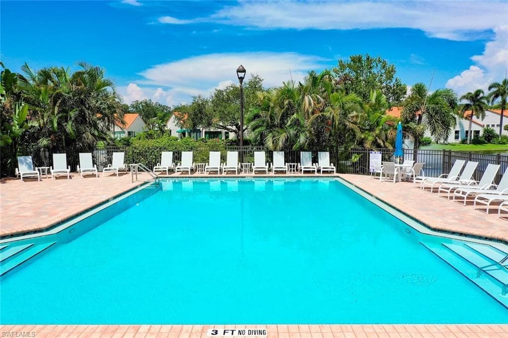 592 Beachwalk CIR 105-37