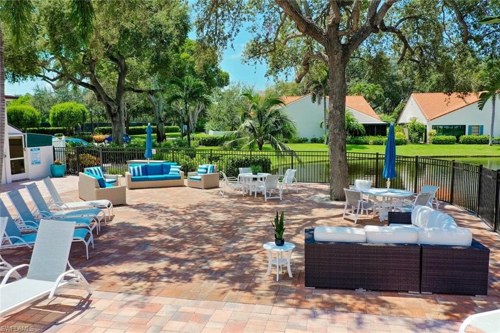 592 Beachwalk CIR 105-39